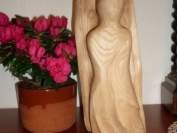S-60 | in treuem Schutz | Esche | 36/14/12 cm