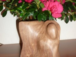 S-35 | ich beschütze dich | amerikanischer Nussbaum | 14/12/5 cm